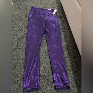 Beautiful Victoria’s Secret shiny purple leggings